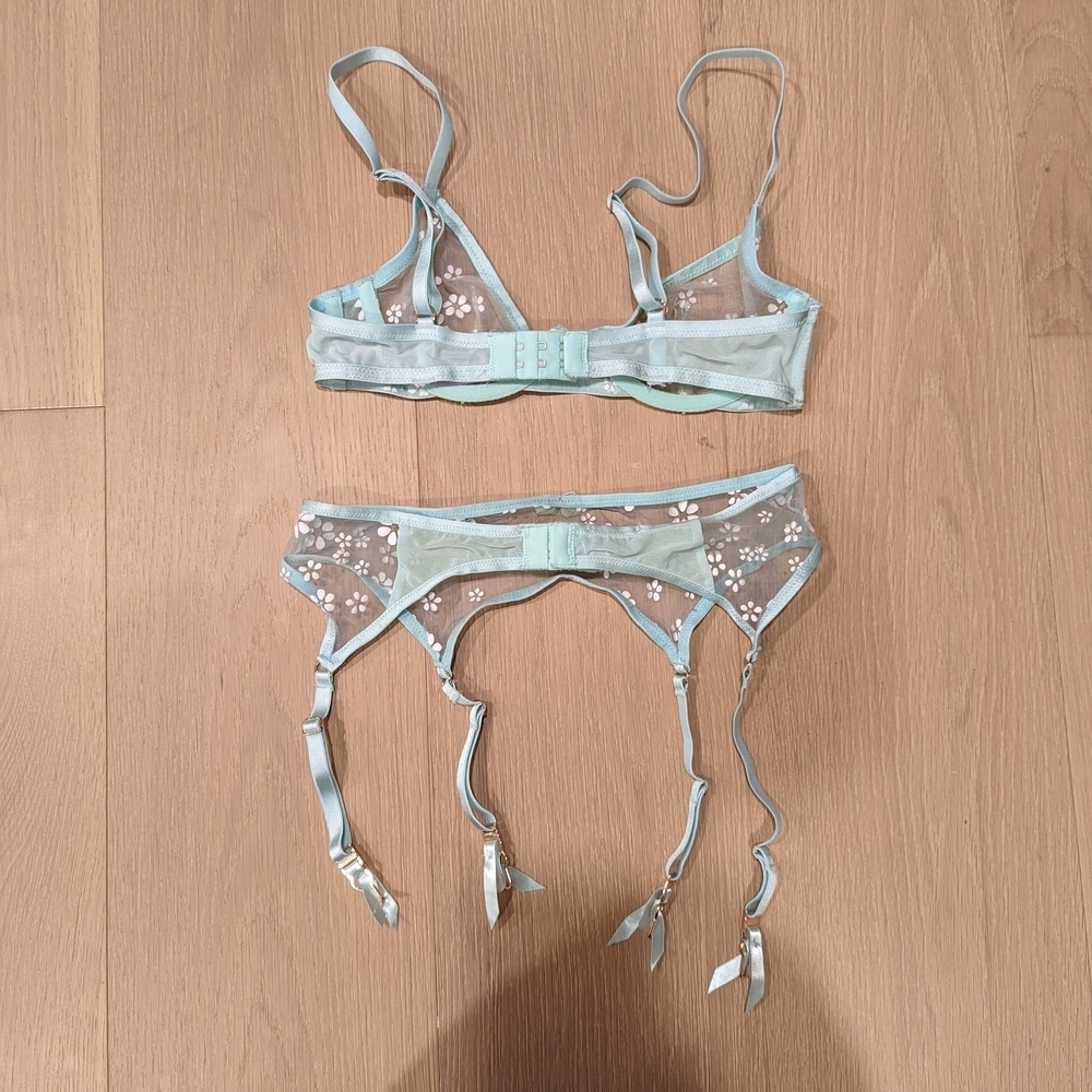 Sheer Floral Lingerie Set in Light Blue - Picture 6 of 9